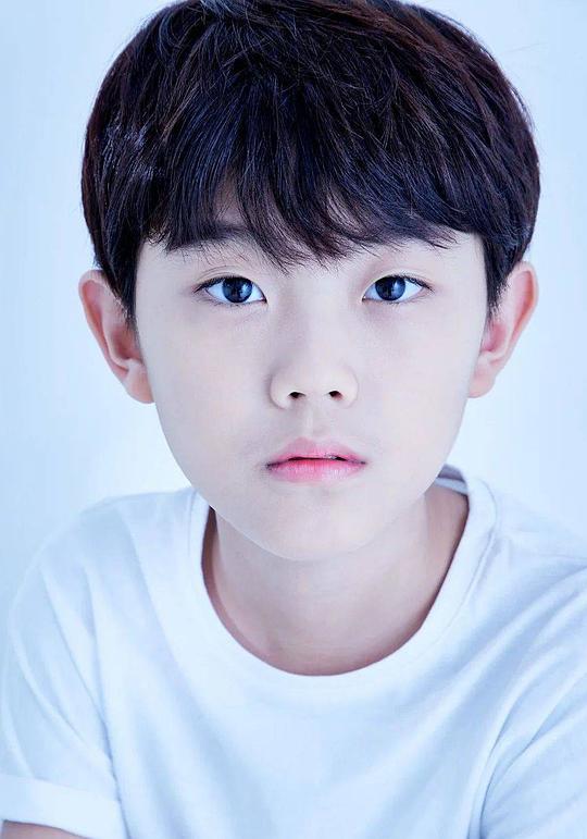 崔润宇 Yoon-woo Choi