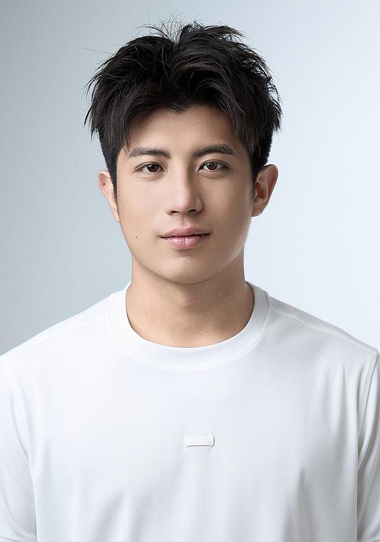 杨梓航 Zihang Yang