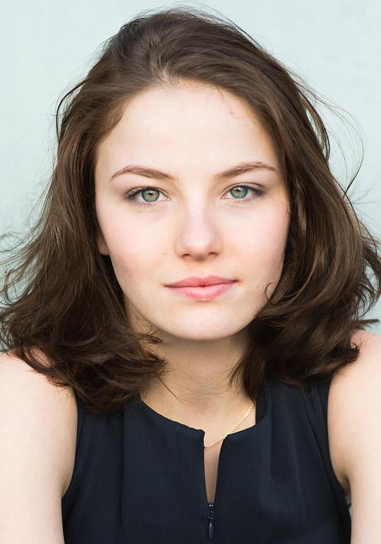 黛芙姆·林瑙 Devrim Lingnau