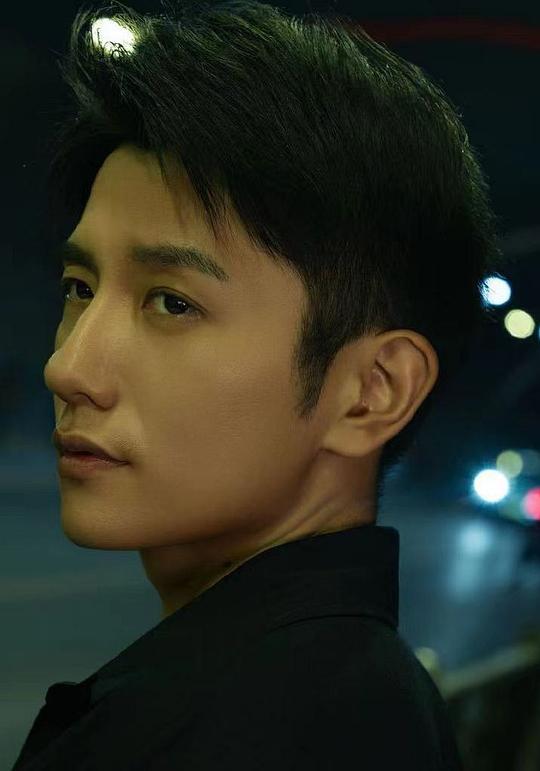 黄波 Bo Huang