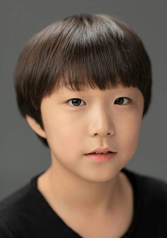 咸熙秀 Ham Hee Soo