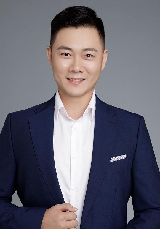 周岩 Yan Zhou