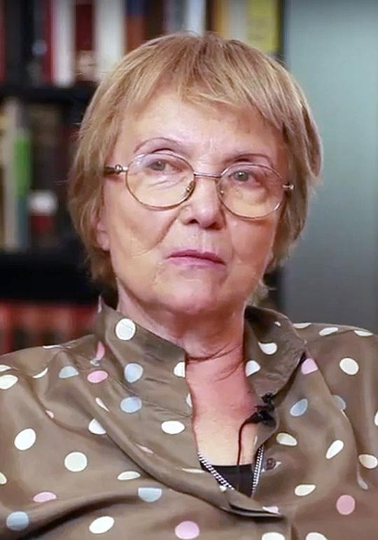伊莎贝拉·西文斯卡 Izabella Cywinska