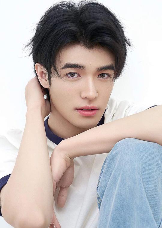 王泽宇 Zeyu Wang