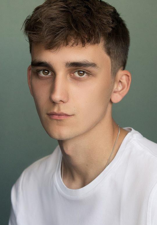 卡梅隆 查普曼 Cameron Chapman