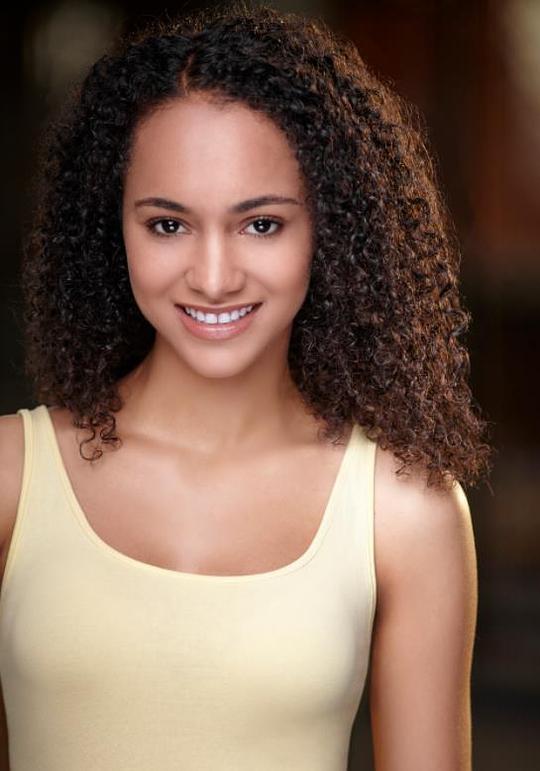 埃莫尔特·露丝·沙利文 Emerald Rose Sullivan