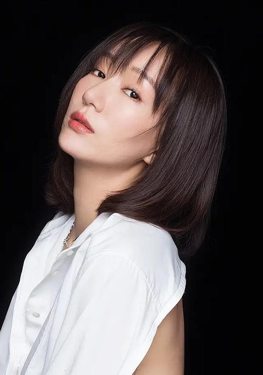 毛雪雯 Xuewen Mao