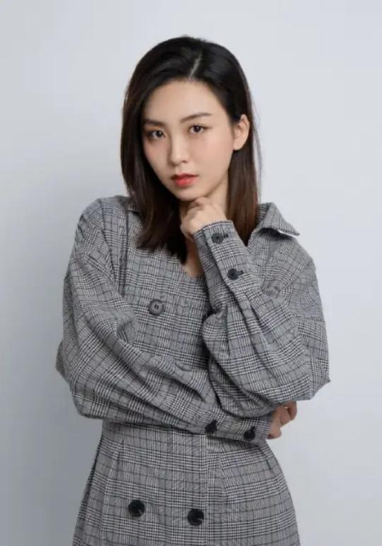 朱婧仪  Zhu Jingyi