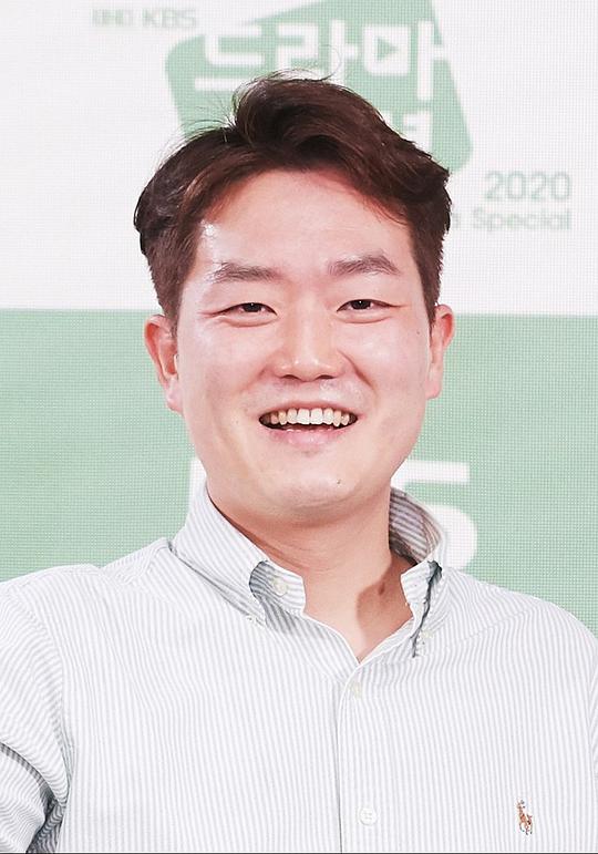 刘宽模 Yoo Kwan Mo