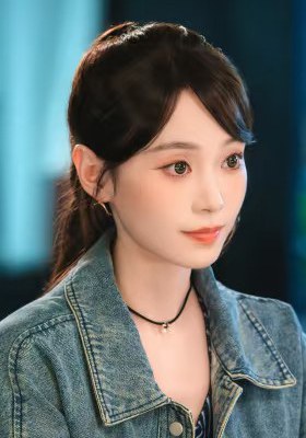 张睿怡 Ruiyi Zhang