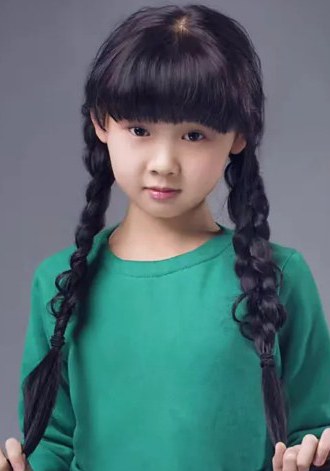 严佳茵 Jiayin Yan