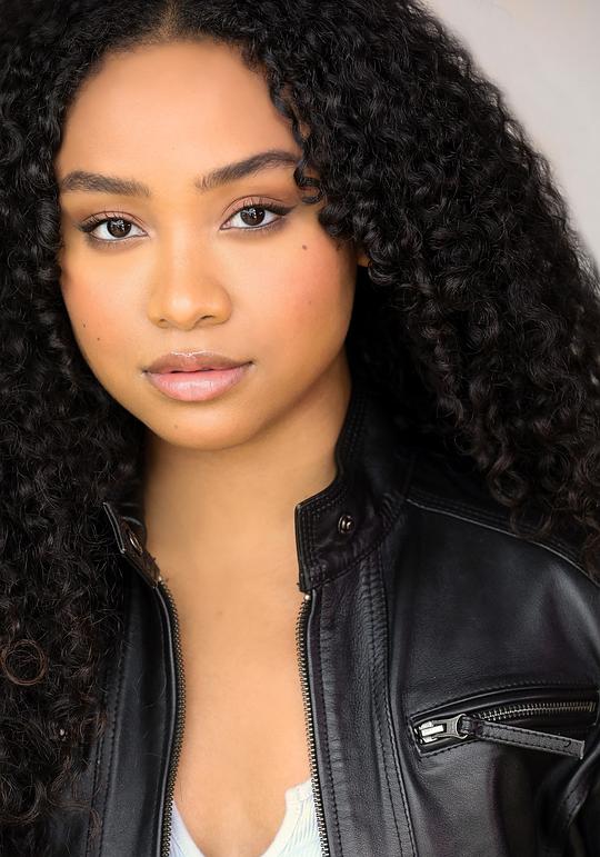 杰内娅·沃尔顿 Genneya Walton