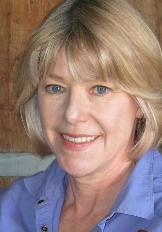 艾德里安娜·金 Adrienne King