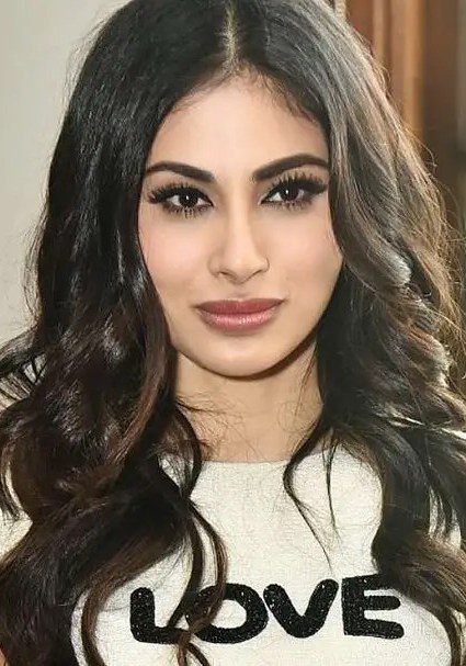 穆尼·罗伊 Mouni Roy