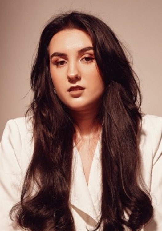 露西娅·凯斯金 Lucia Keskin