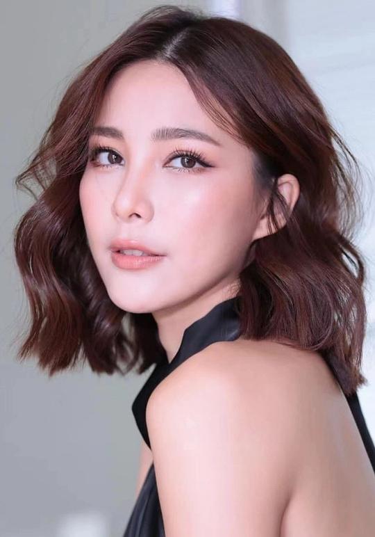 佔吉拉·珍披塔克采 Janjira Janpitakchai