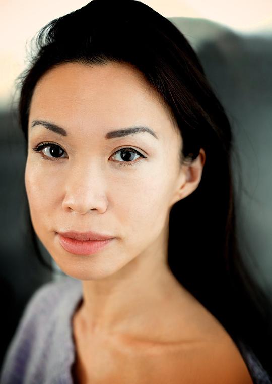 塔拉·李 Tara Lee