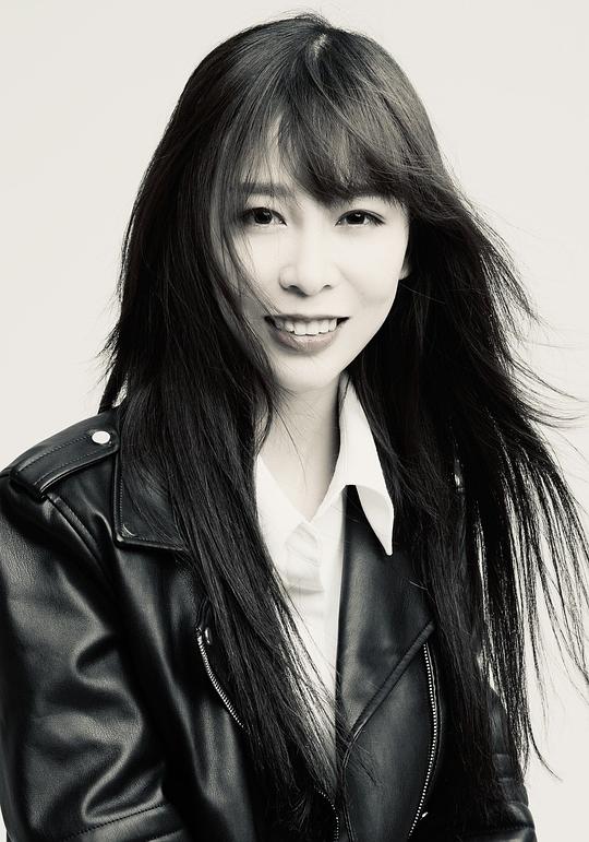 曾张粤紫 Yuez Zeng