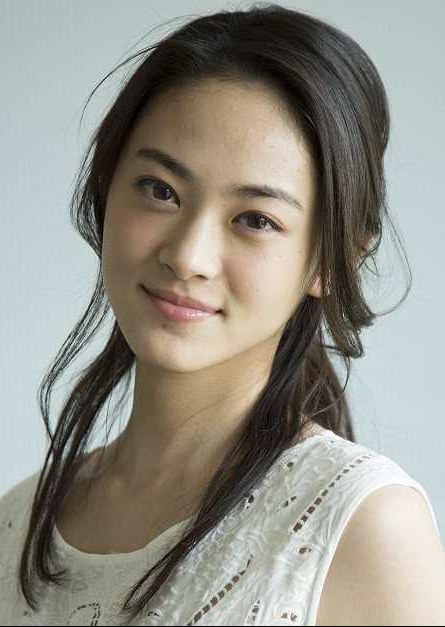 古泉葵 Aoi Koizumi