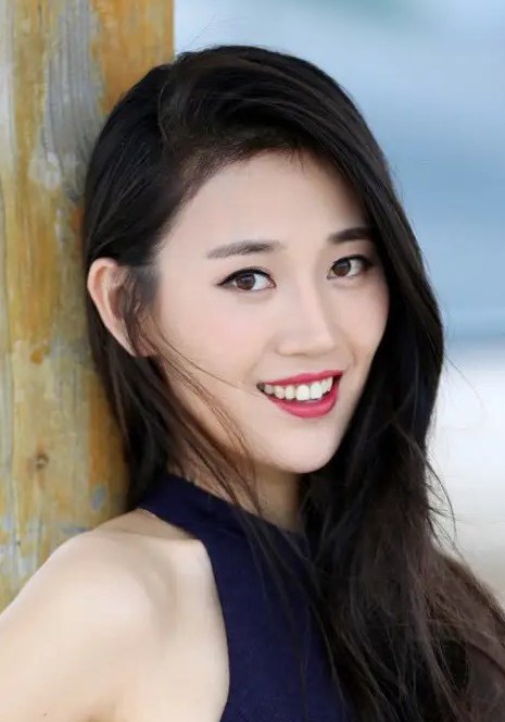 崔菁格 Jingge Cui