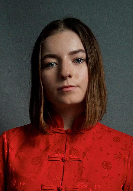 黑泽尔·杜佩 Hazel Doupe