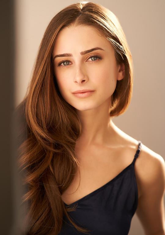 玛德琳·加德拉 Madeleine Gardella