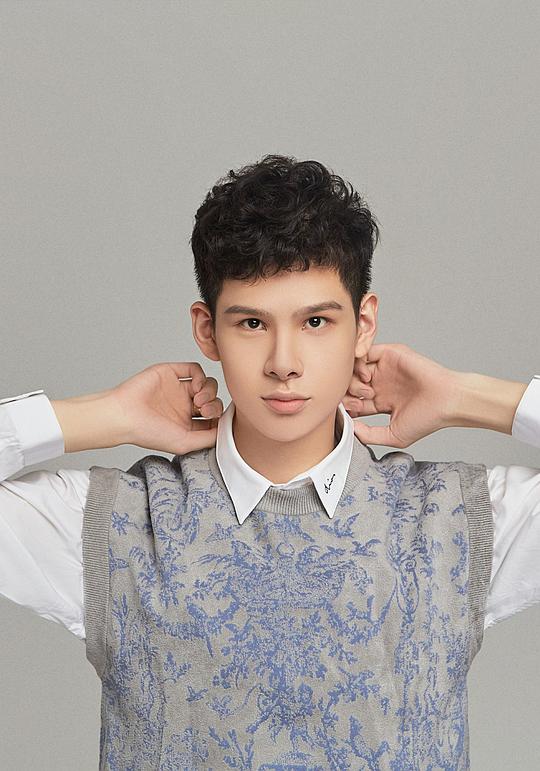 黄博智 Cyrus Huang