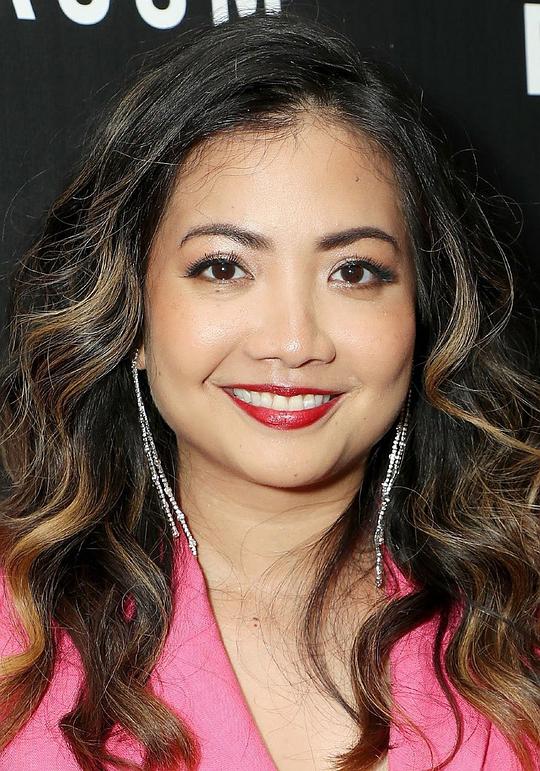 克丽斯廷·维拉纽瓦 Kristin Villanueva