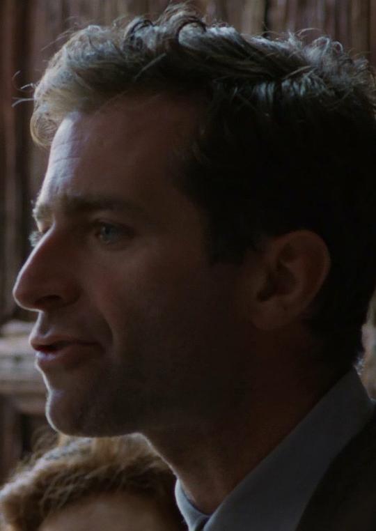 汤姆·吉尔罗伊 Tom Gilroy