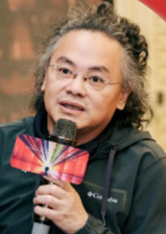 赵首艺 Shouyi Zhao