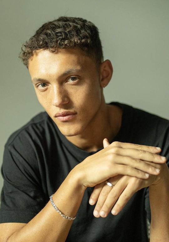 奥兰多·诺曼 Orlando Norman