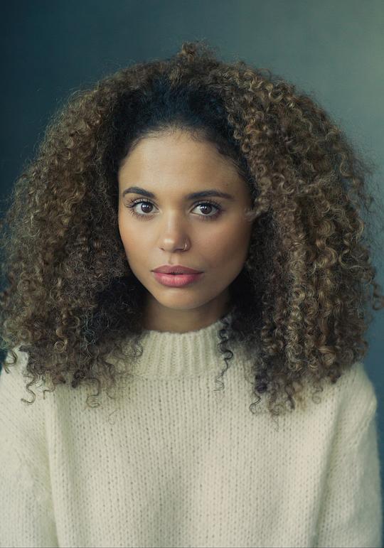 杰西卡·普拉默 Jessica Plummer