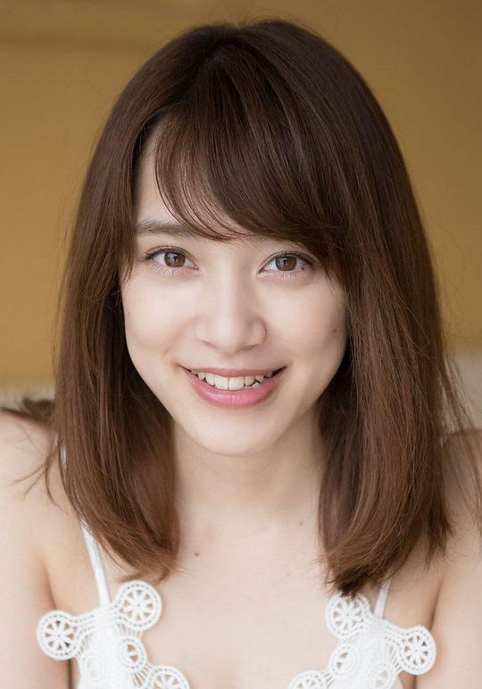 都丸纱也华 Sayaka Tomaru