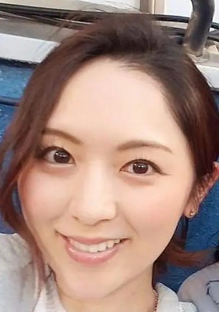 日向瞳 Hitomi Hyuga