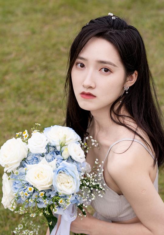 董泽馨 Zexin Dong