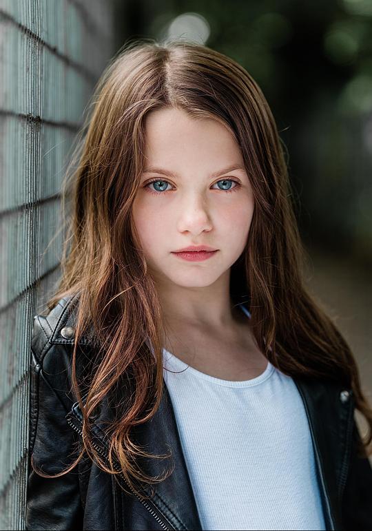 凯奥林·斯普林加尔 Caoilinn Springall