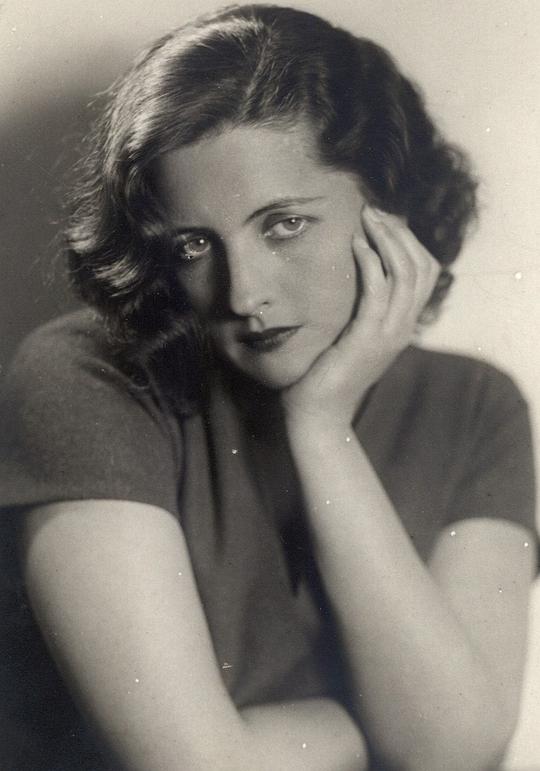 雅德维加·斯莫萨斯卡 Jadwiga Smosarska