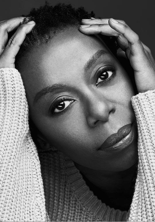 诺玛·杜梅温尼 Noma Dumezweni