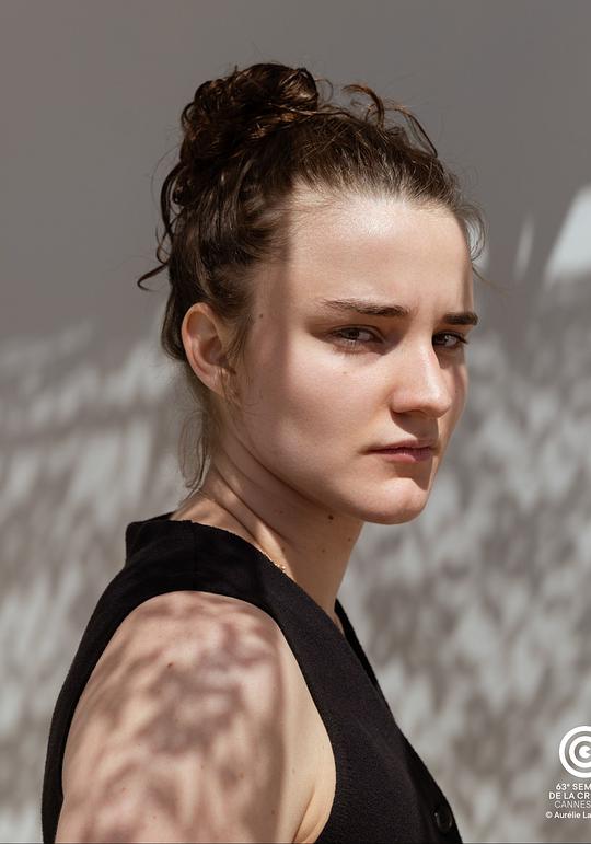 泰莎·范·登·布鲁克 Tessa Van Den Broeck
