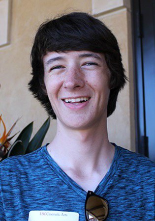 利亚姆·维克斯 Liam Vickers
