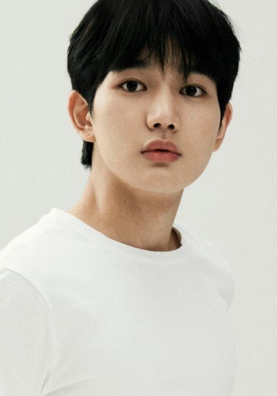 尹善贤 Yoon Sang-hyeon
