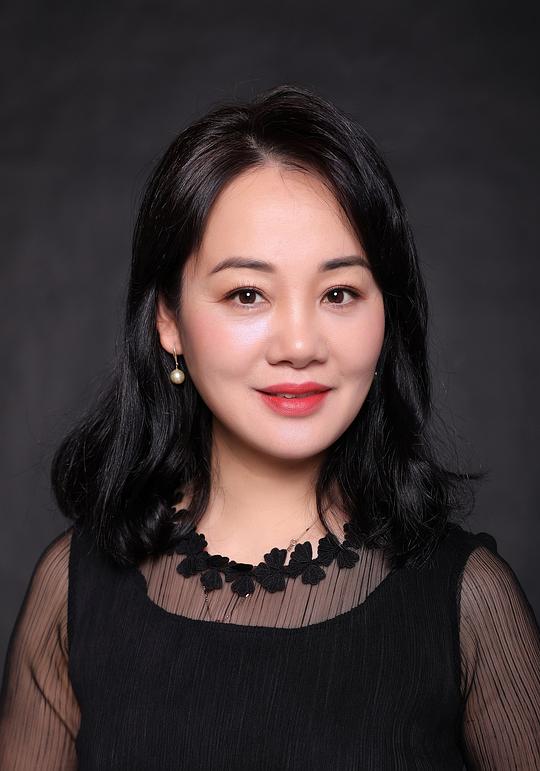 黄美菊 Meiju Huang