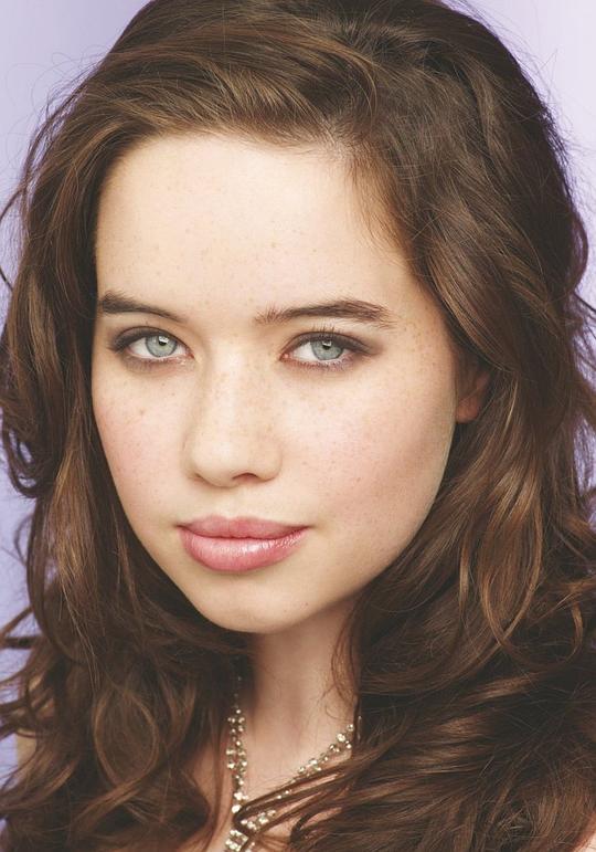安娜·帕波维尔 Anna Popplewell