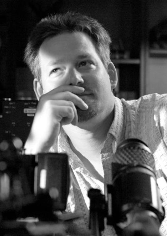 科林·霍尔特 Colin Hoult