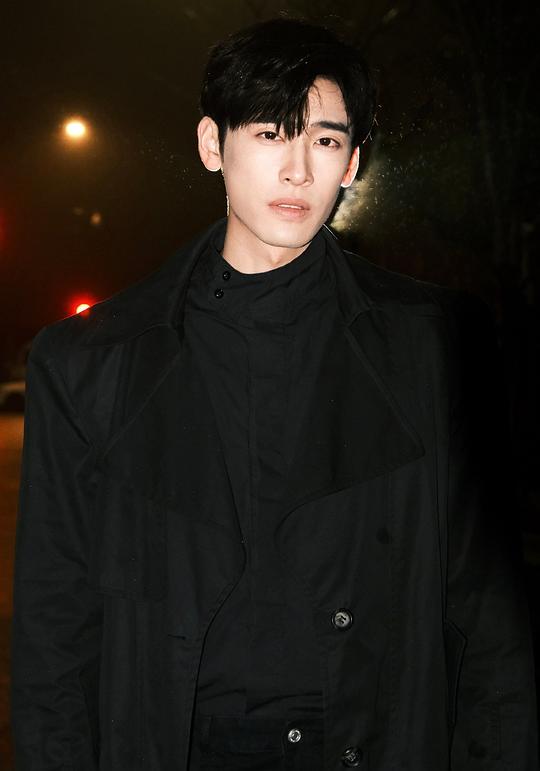 刘宴侨 Yanqiao Liu