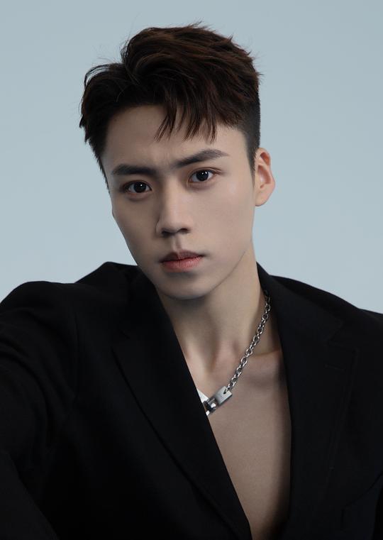 蔡欣洋 Xinyang Cai