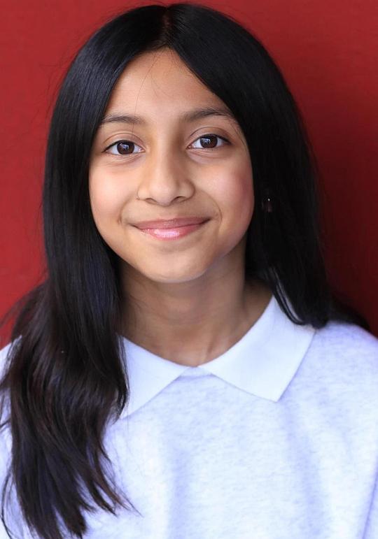 安妮卡·马宗达 Annika Mazumdar