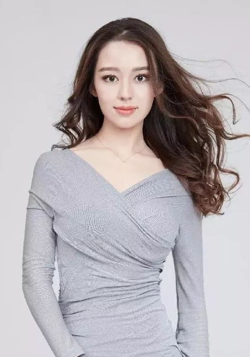 吉娜·爱丽丝 Gina Alice Redlinger