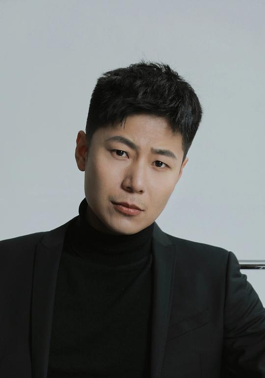 张哲人 Zheren Zhang