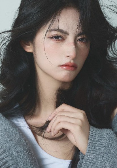 李虹艺 Hongyi Li